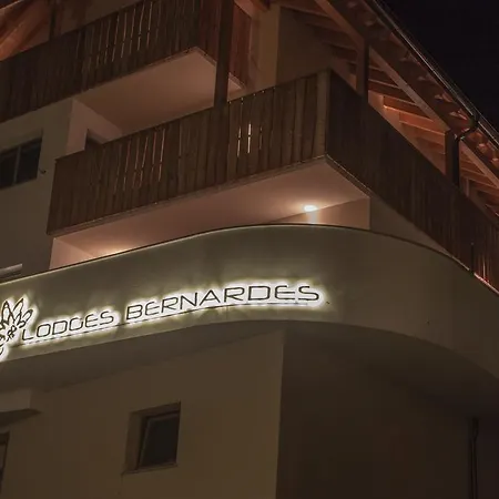 Bernardes