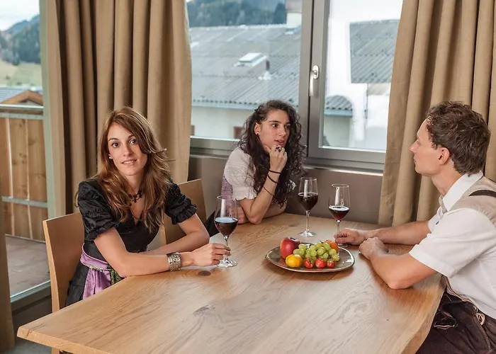 贝尔马尔德斯公寓 *