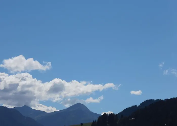 贝尔马尔德斯公寓