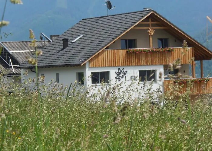 贝尔马尔德斯公寓 公寓 费斯