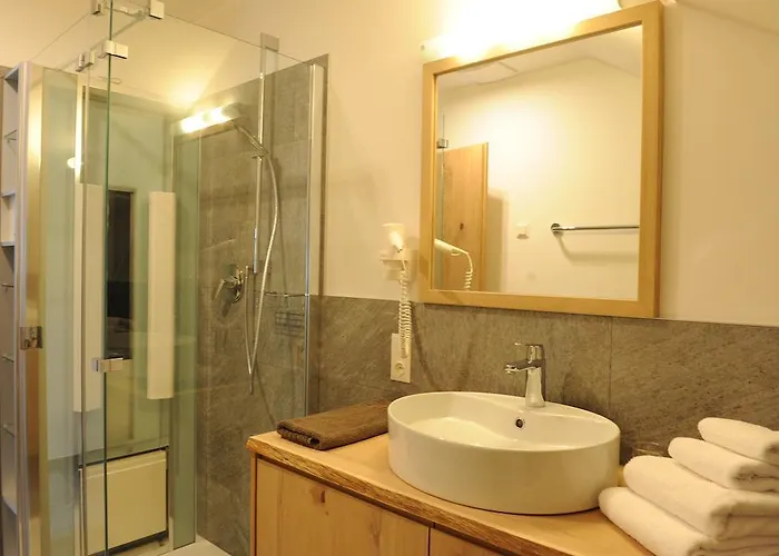 贝尔马尔德斯公寓 费斯