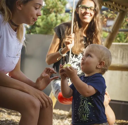 贝尔马尔德斯公寓